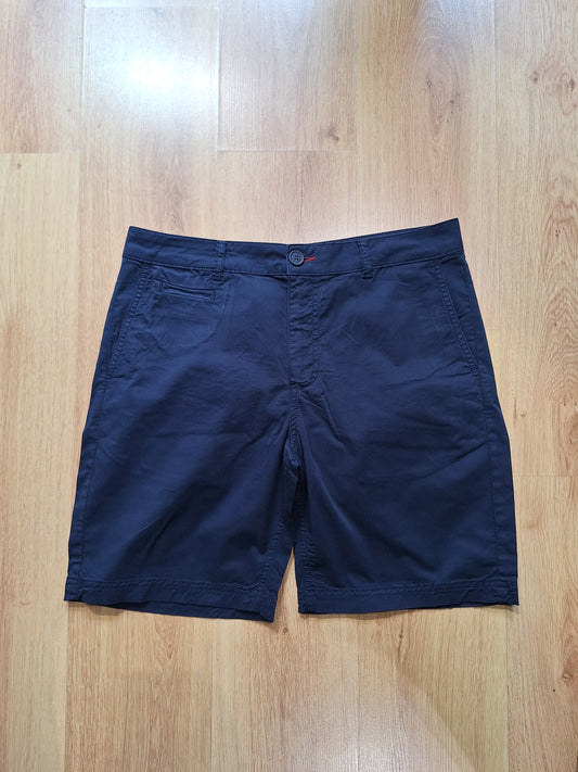 Short Peaceful Hooligan