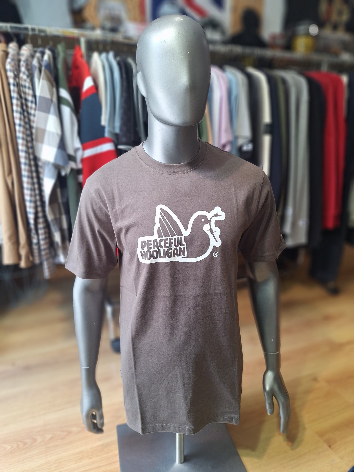 T-shirt Peaceful Hooligan Outline