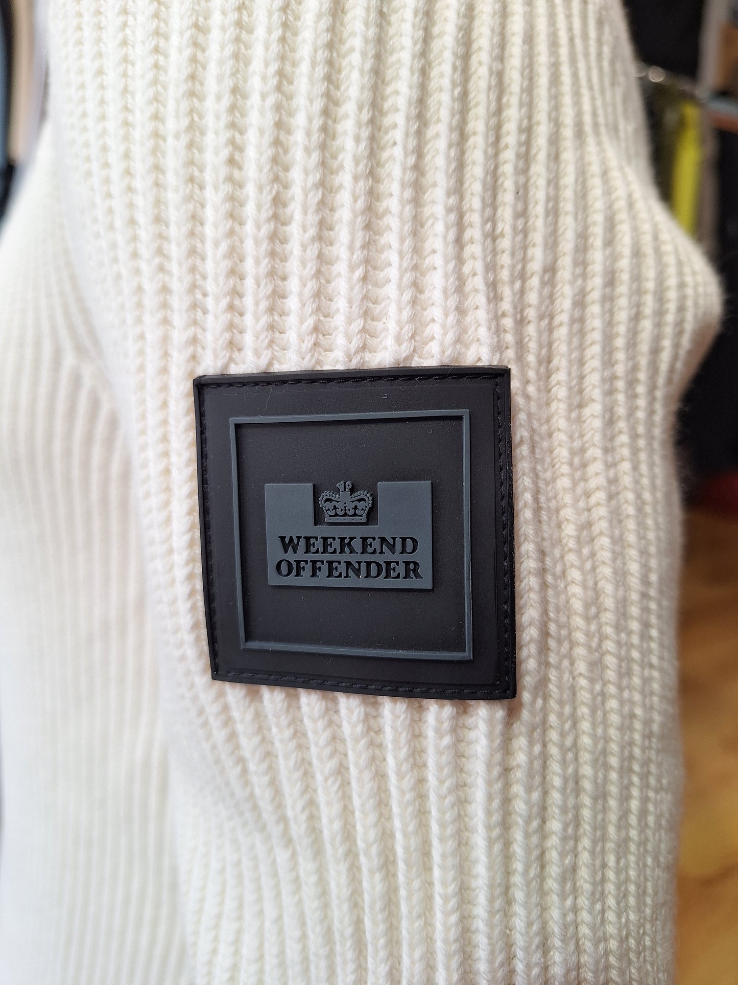 Pull Weekend Offender