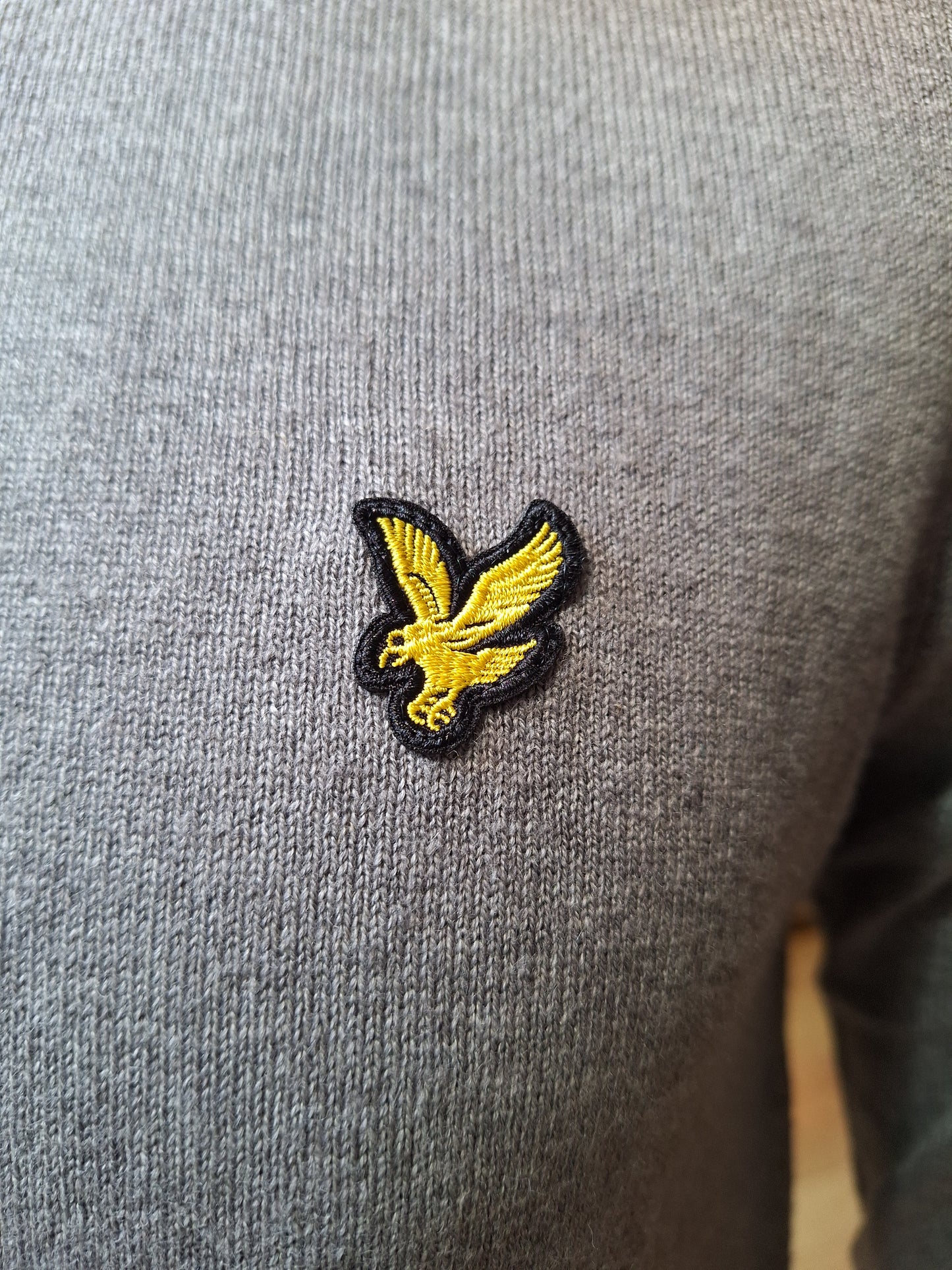 Pull fin Lyle & Scott