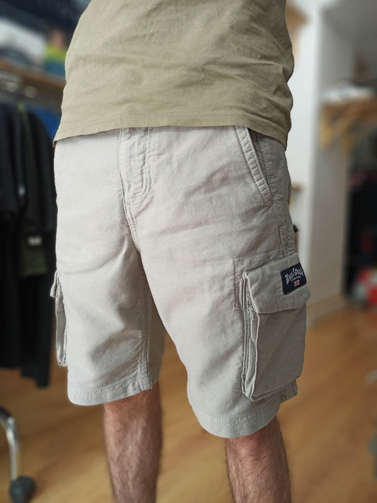 Short Three-Stroke Combat Cargo