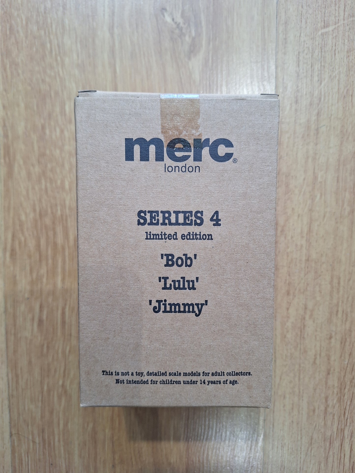 Figurine Merc London Lulu