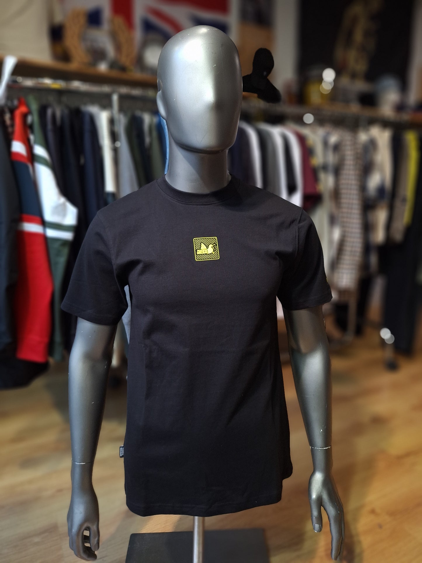 T-shirt Peaceful Hooligan Lines
