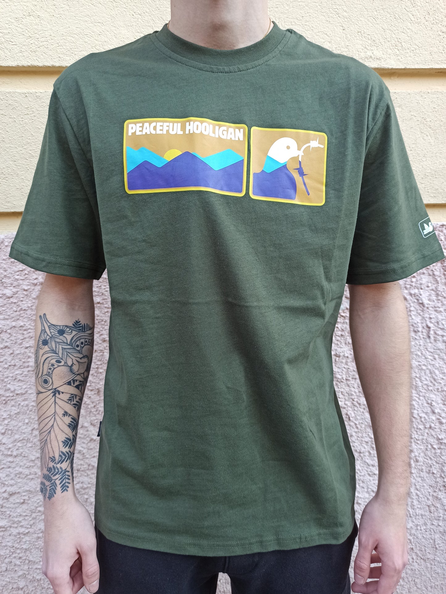 T-shirt Peaceful Hooligan Trail